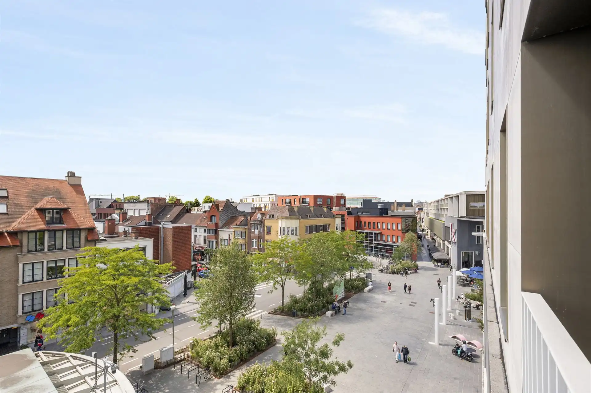 TOPGELEGEN APPARTEMENT met 2 slaapkamers en leuk ZONNETERRAS foto 7