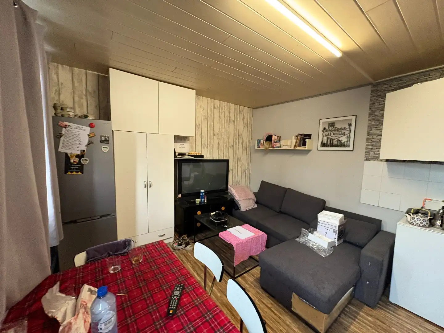 Handelspand met zeer goede visibiliteit aan de rand van Kortrijk foto 7