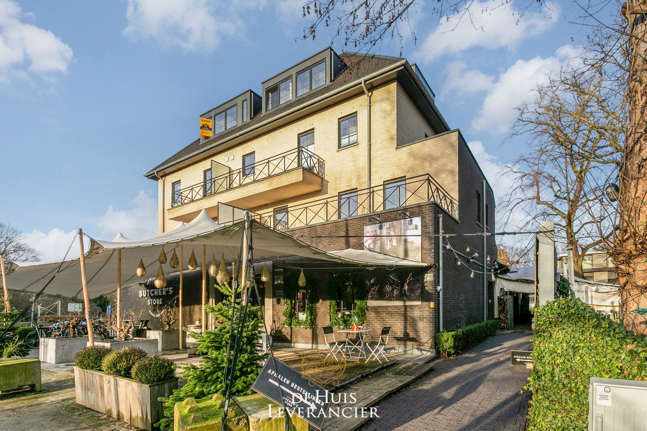 Prachtig Penthouseappartement (2 slpk) in hartje Hove te koop foto {{pictureIndex}}