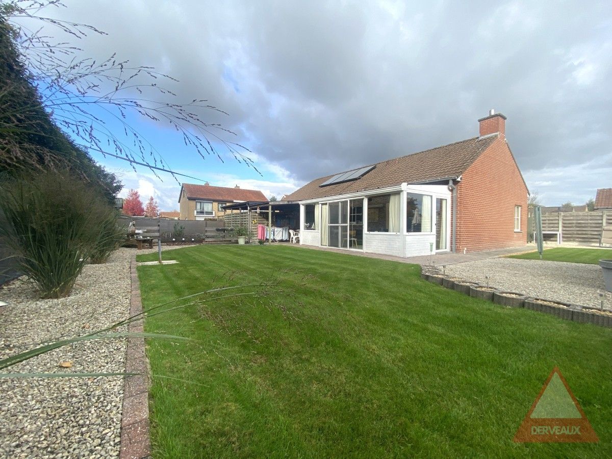 Passendale – Gelijkvloerse woning met ruime tuin en carport foto 18