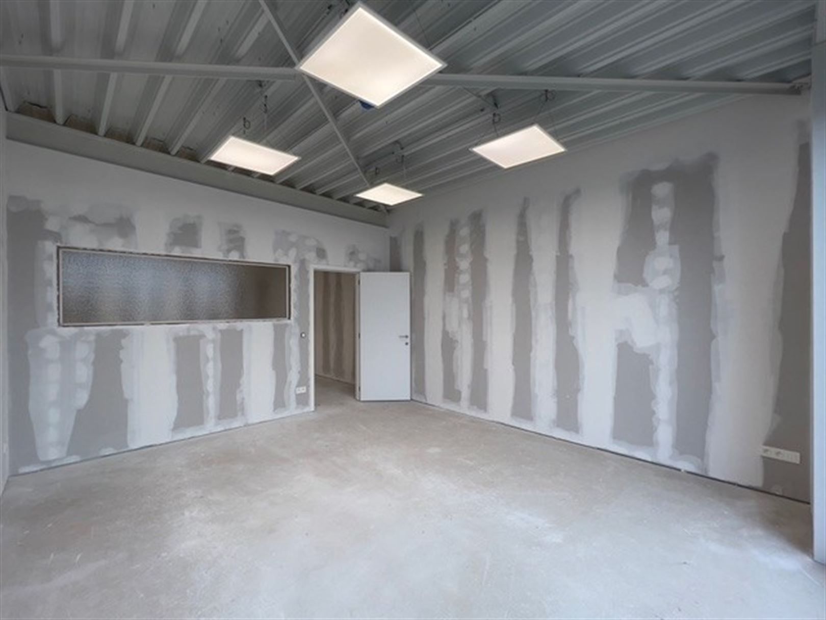 Te Huur Nieuwbouw KMO unit te Merksplas foto 10