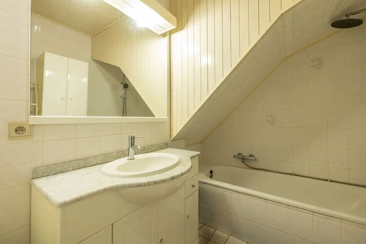 Gelijkvloerse woning EPC B met inpandige garage en gezellige tuin foto 22