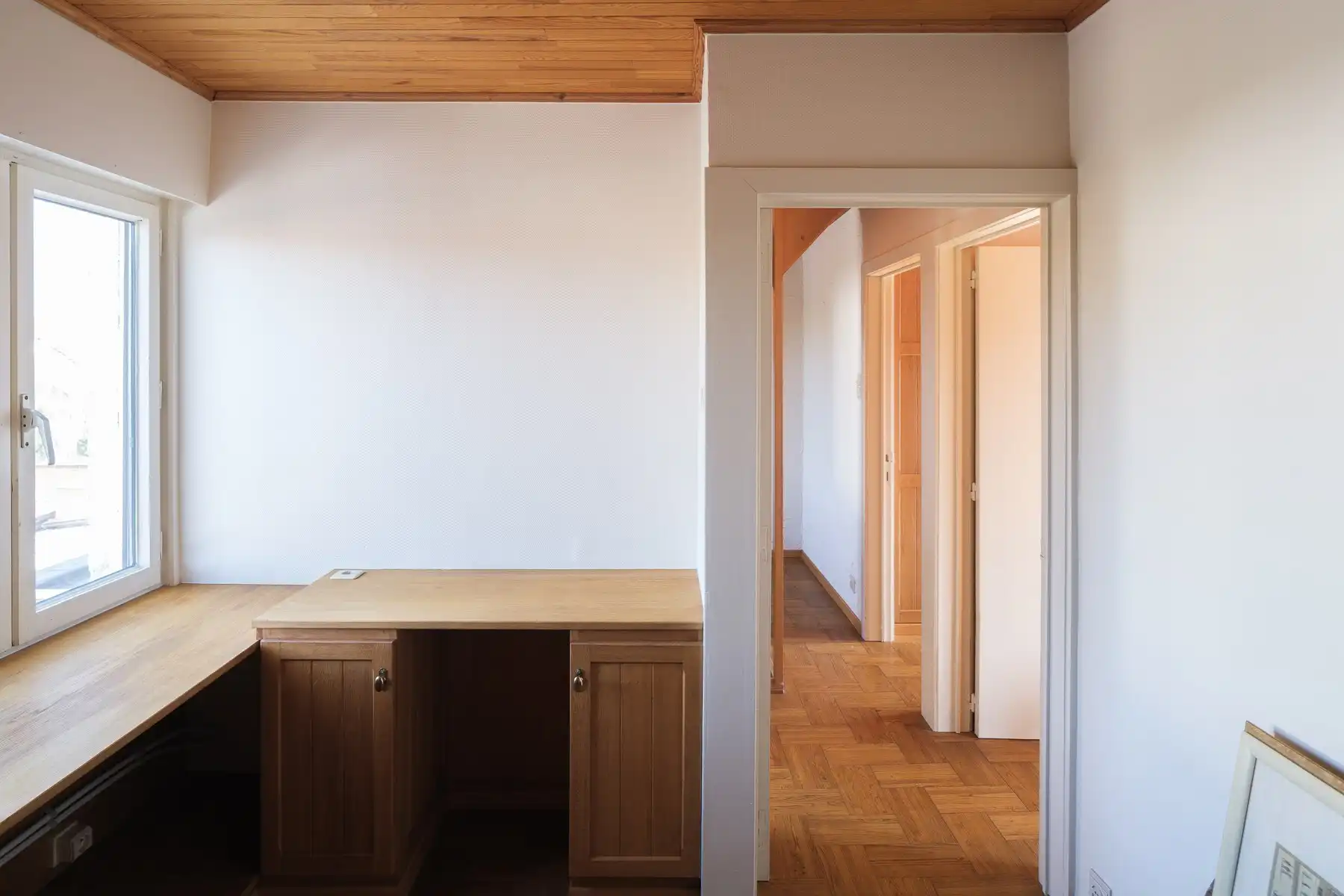 Instapklare woning met 4 slpk's in doodlopende straat foto 3