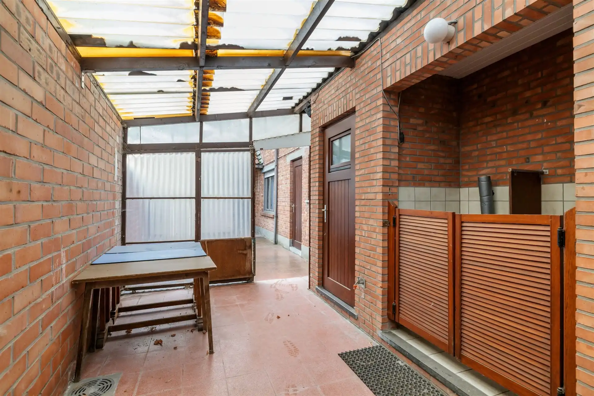 Te renoveren handelshuis op 320m² in De Klinge foto 28