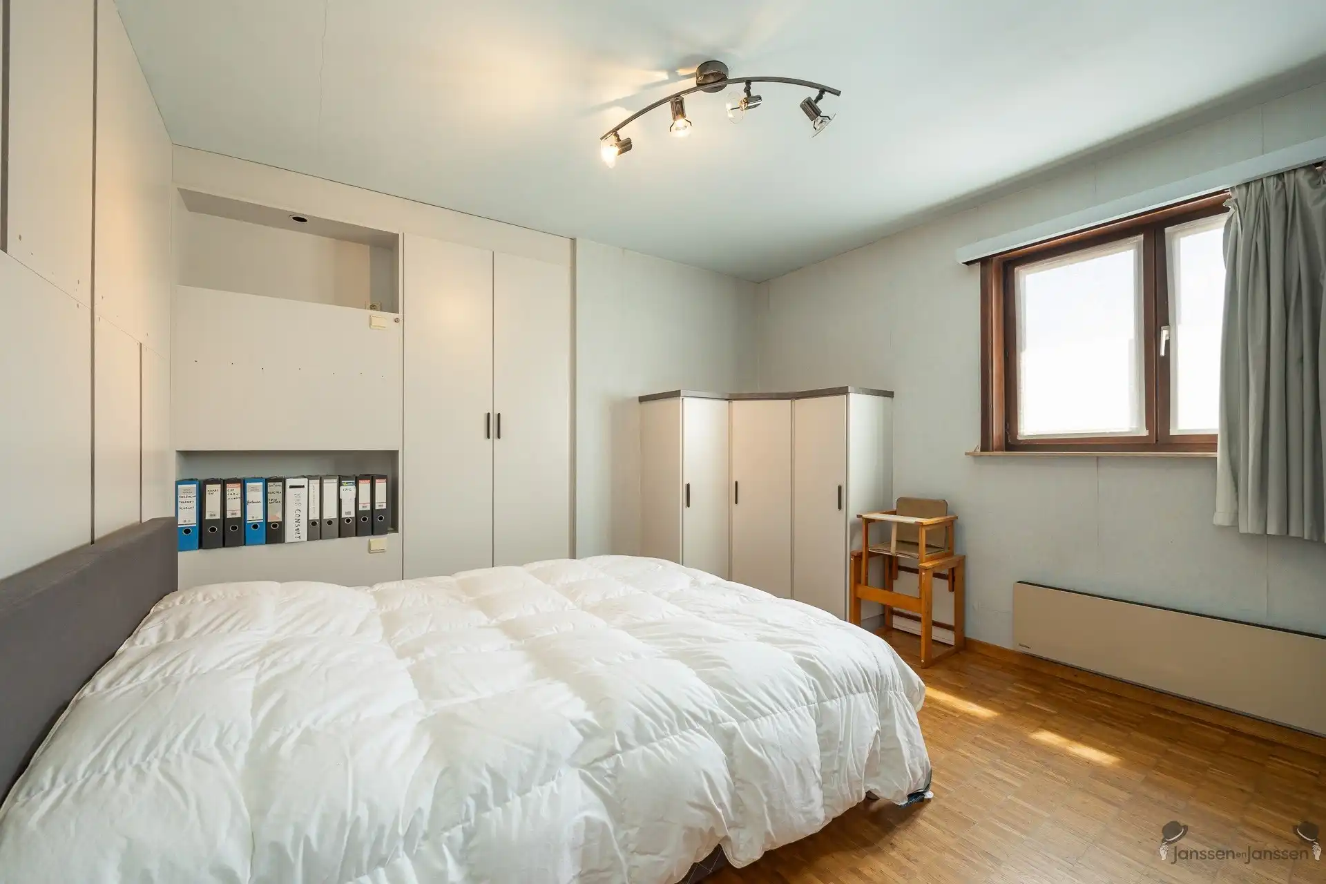 Landelijke woning met grote tuin op topligging foto 18