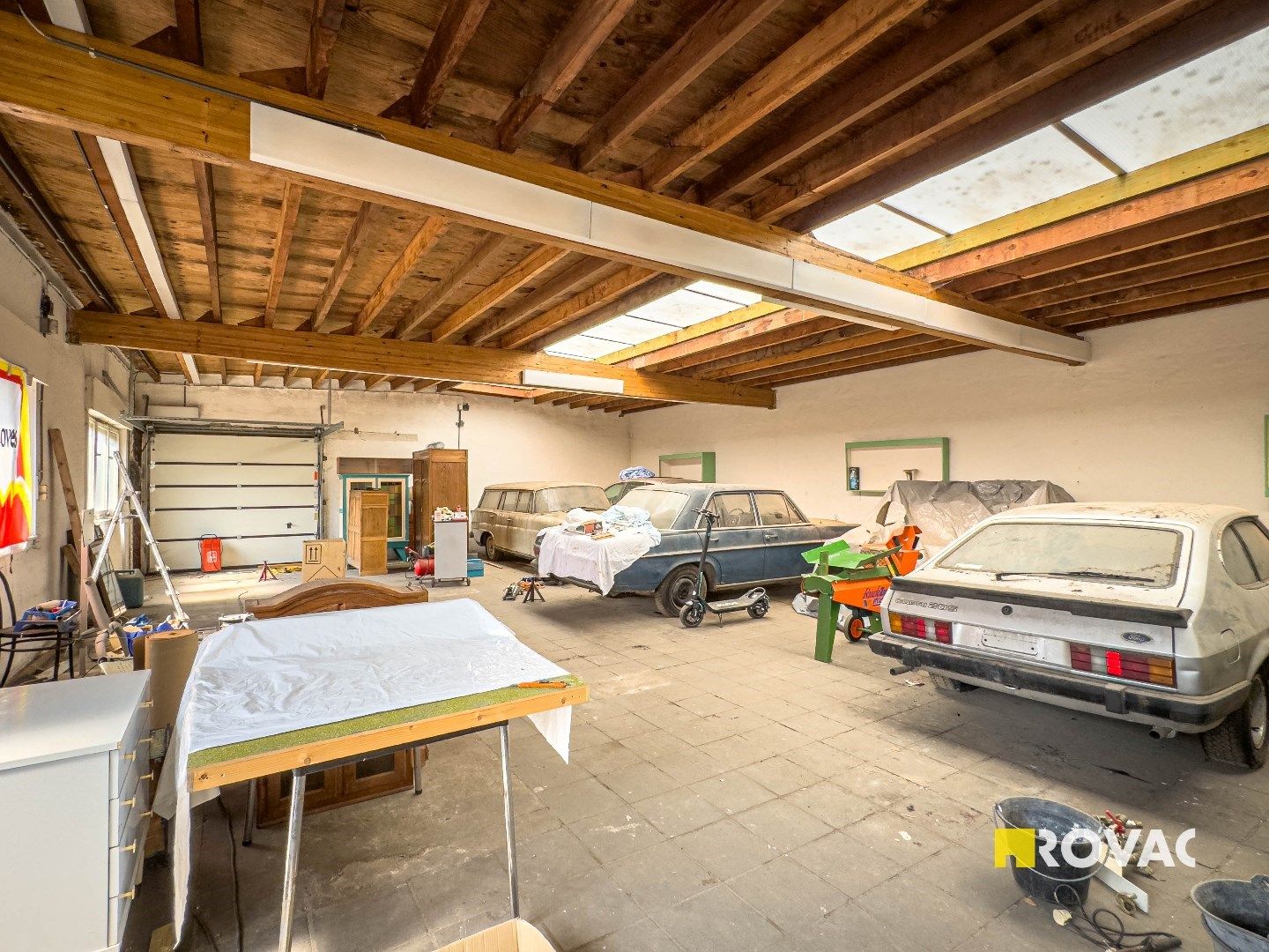 Te renoveren woning met loods en opslagplaatsen op 805 m² foto 23