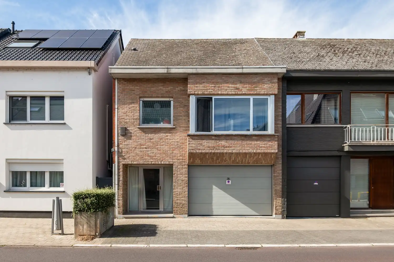Hoofdfoto van de publicatie: Instapklare woning met inpandige garage en grote tuin op een prima locatie in Kapelle-op-den-bos
