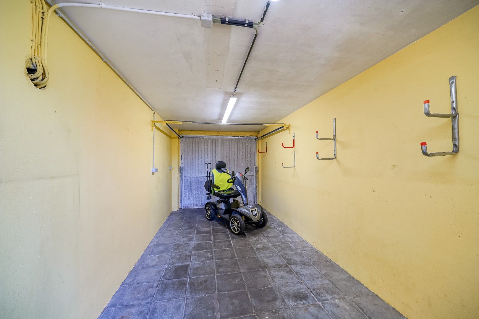 Halfopen woning te koop in de Mandelwijk te Oudenburg. foto 14