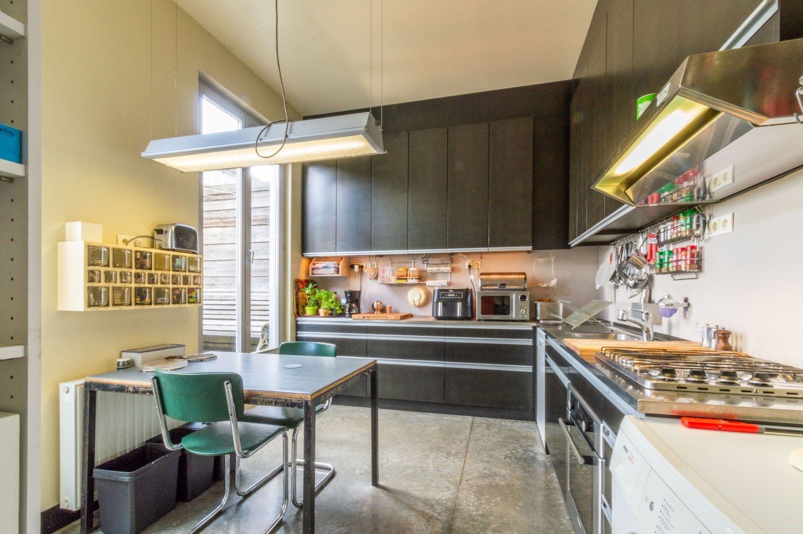 RUIME PENTHOUSELOFT MET 2 TERRASSEN + PARKING ! foto 16