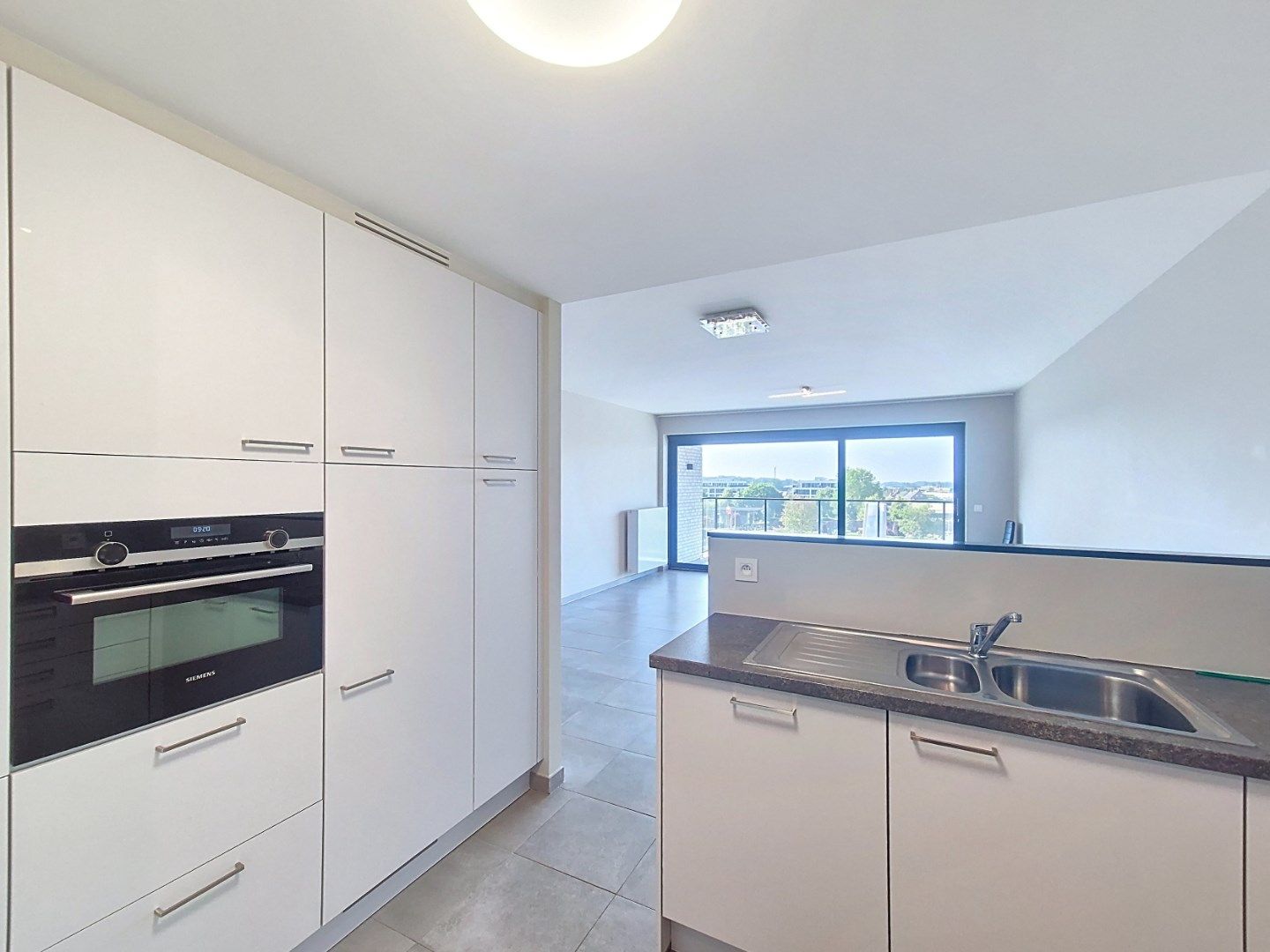 Appartement met 2 slpks en garage foto 8