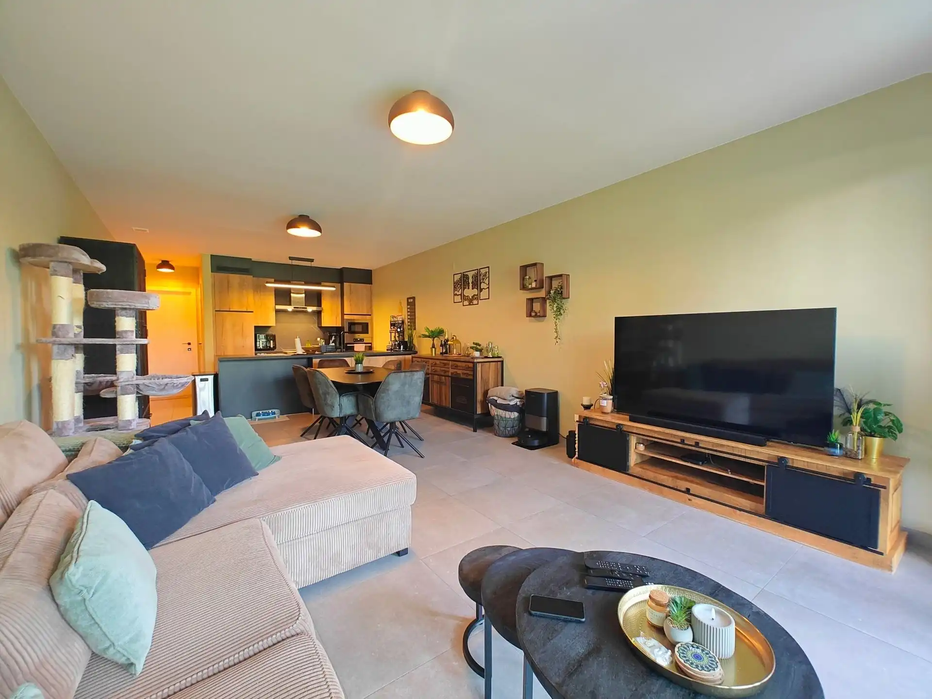 Gelijkvloers appartement met 2 slaapkamers een ruim terras, tuin en extra gemeenschappelijke tuin  foto 7