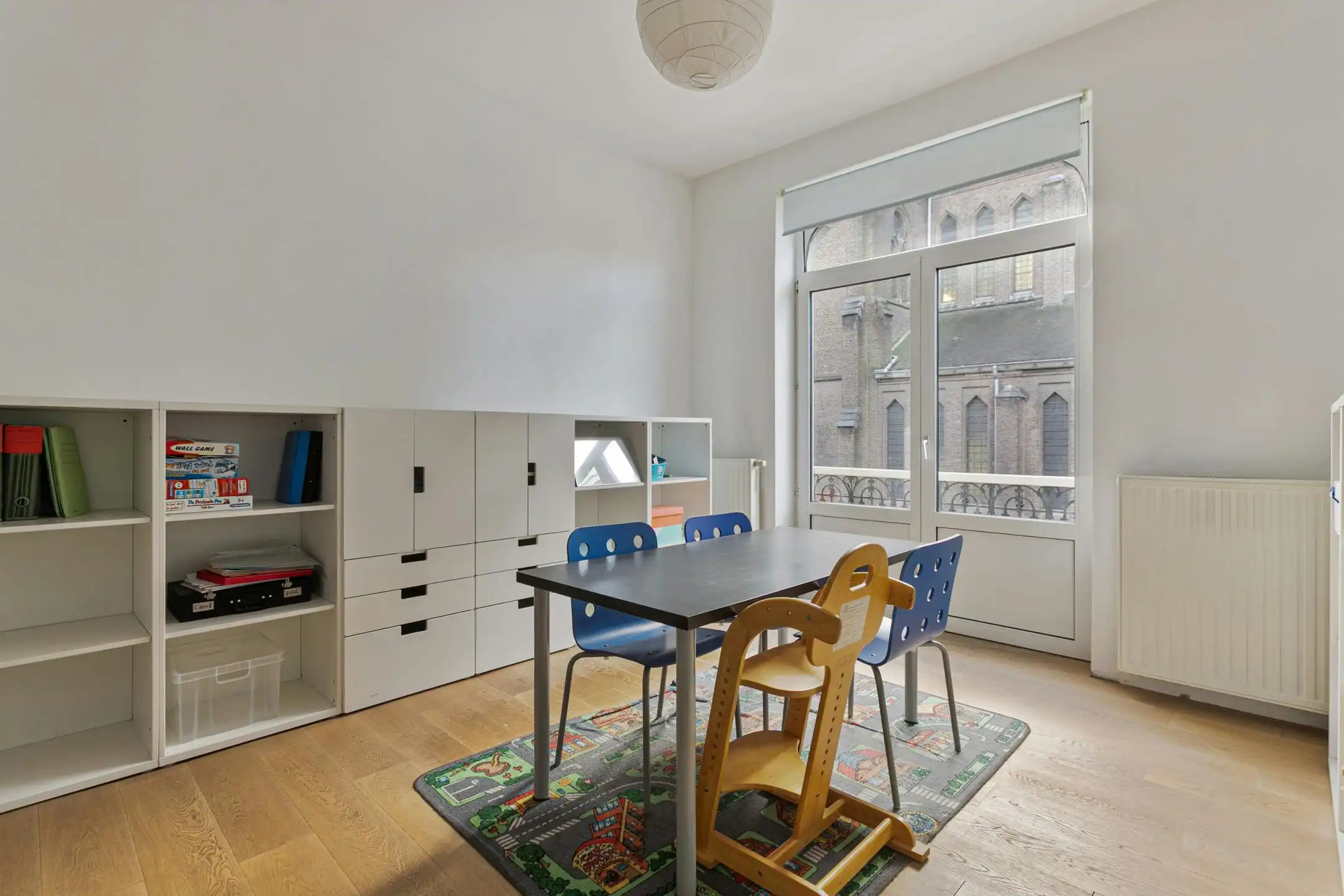 Herenhuis te koop in Schaarbeek! foto 6