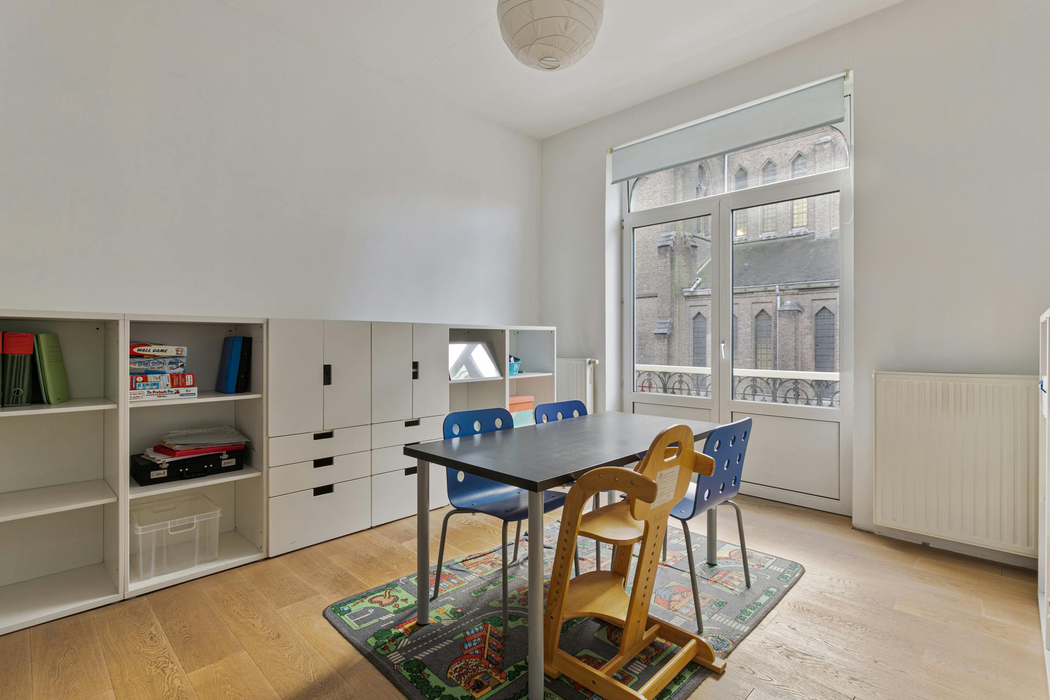 Herenhuis te koop in Schaarbeek! foto 6