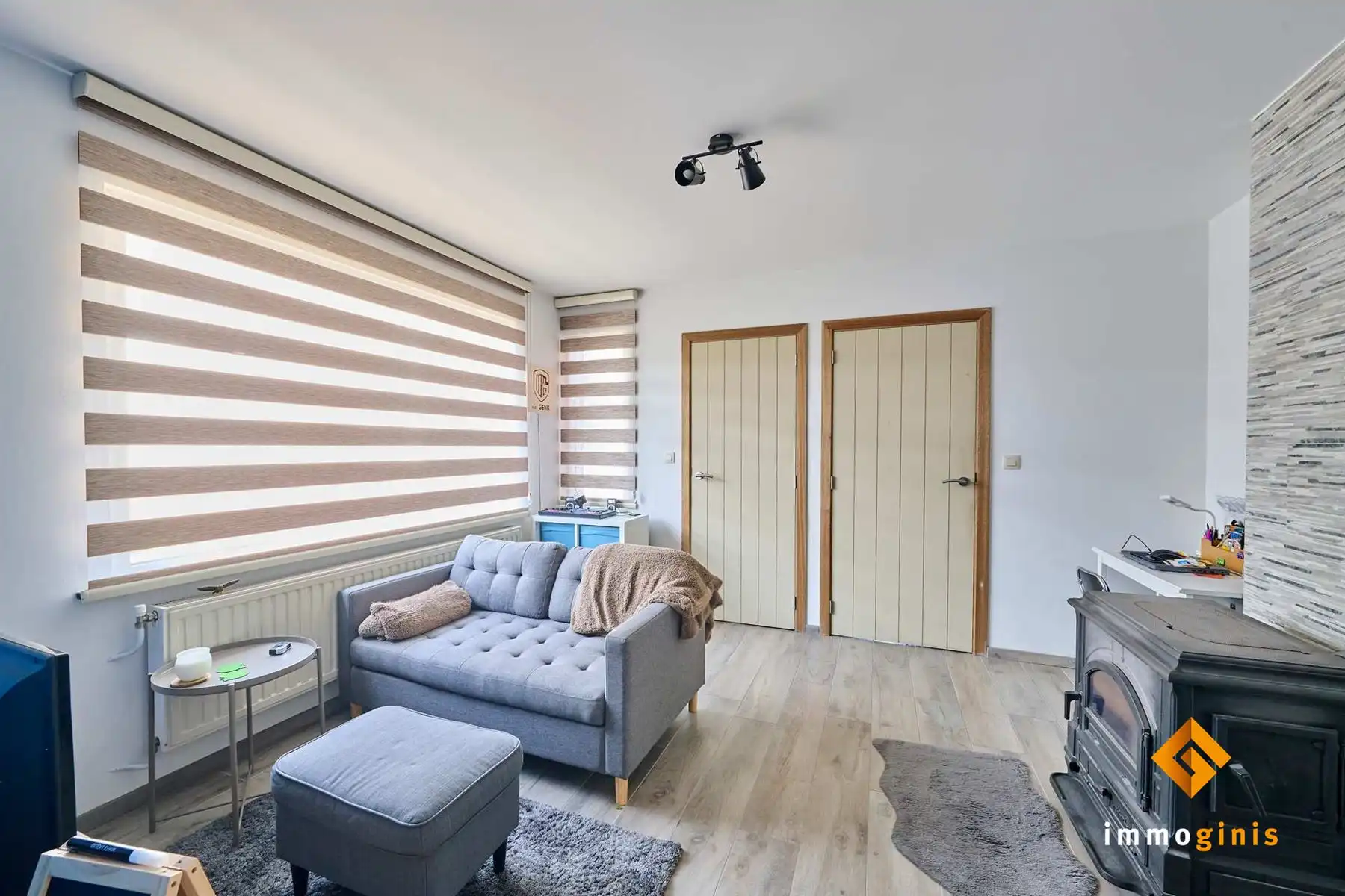 Instapklare woning met 2 slaapkamers op een perceel van 11a11ca, op een groene locatie.  foto 9