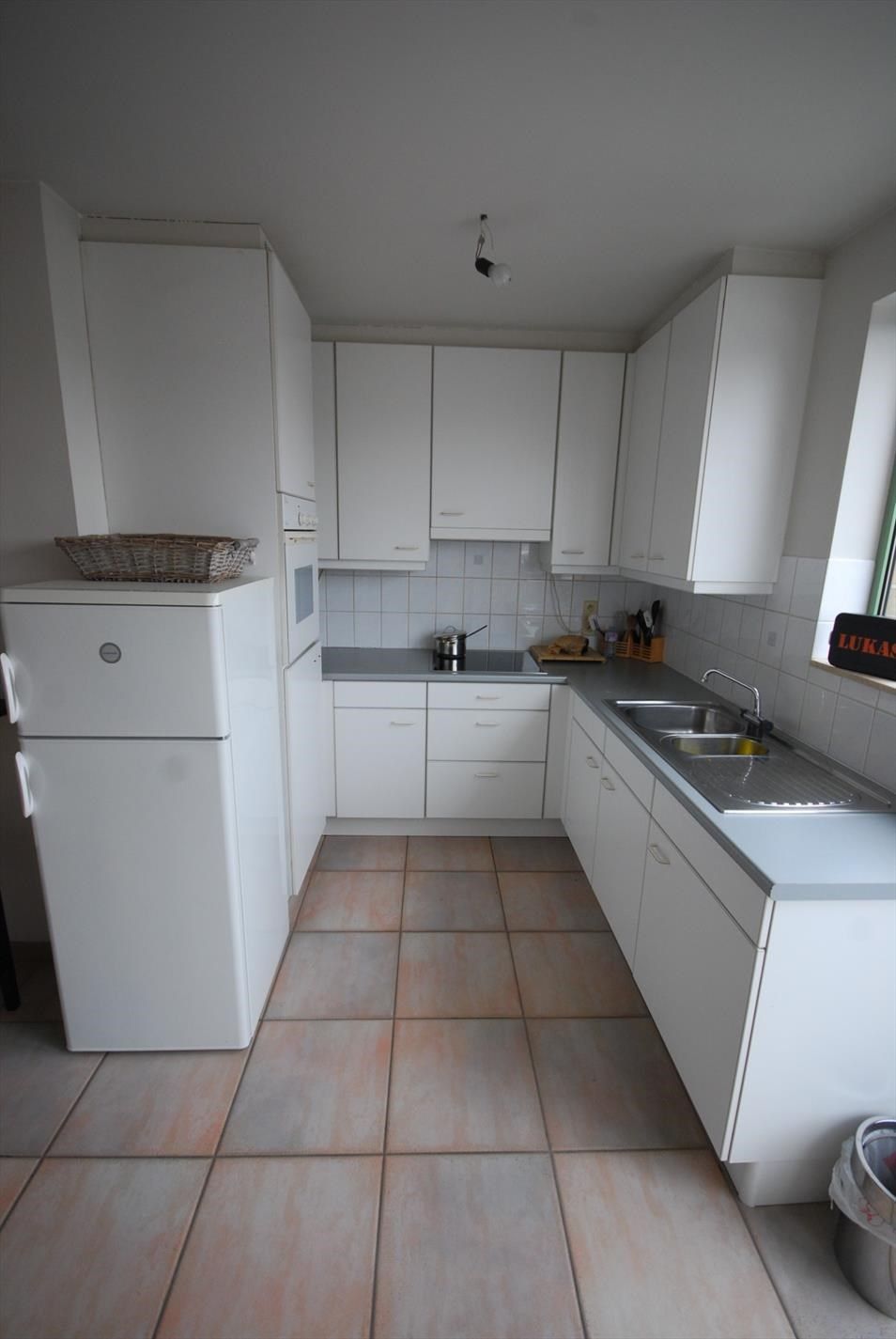 RUIM APPARTEMENT MET ONDERGRONDSE AUTOSTAANPLAATS foto 4