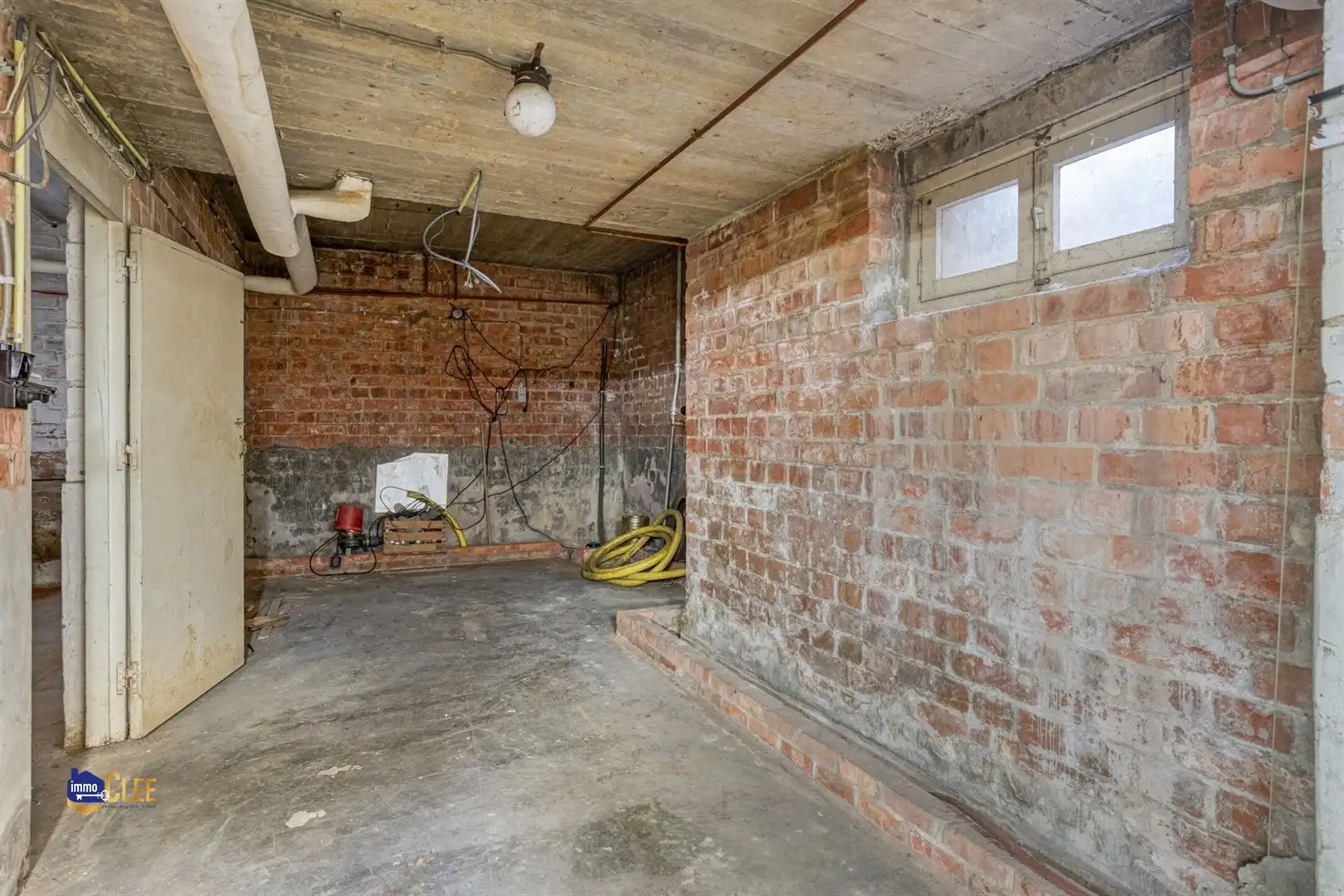 Woning met industriehal op topligging in Maasmechelen foto 22