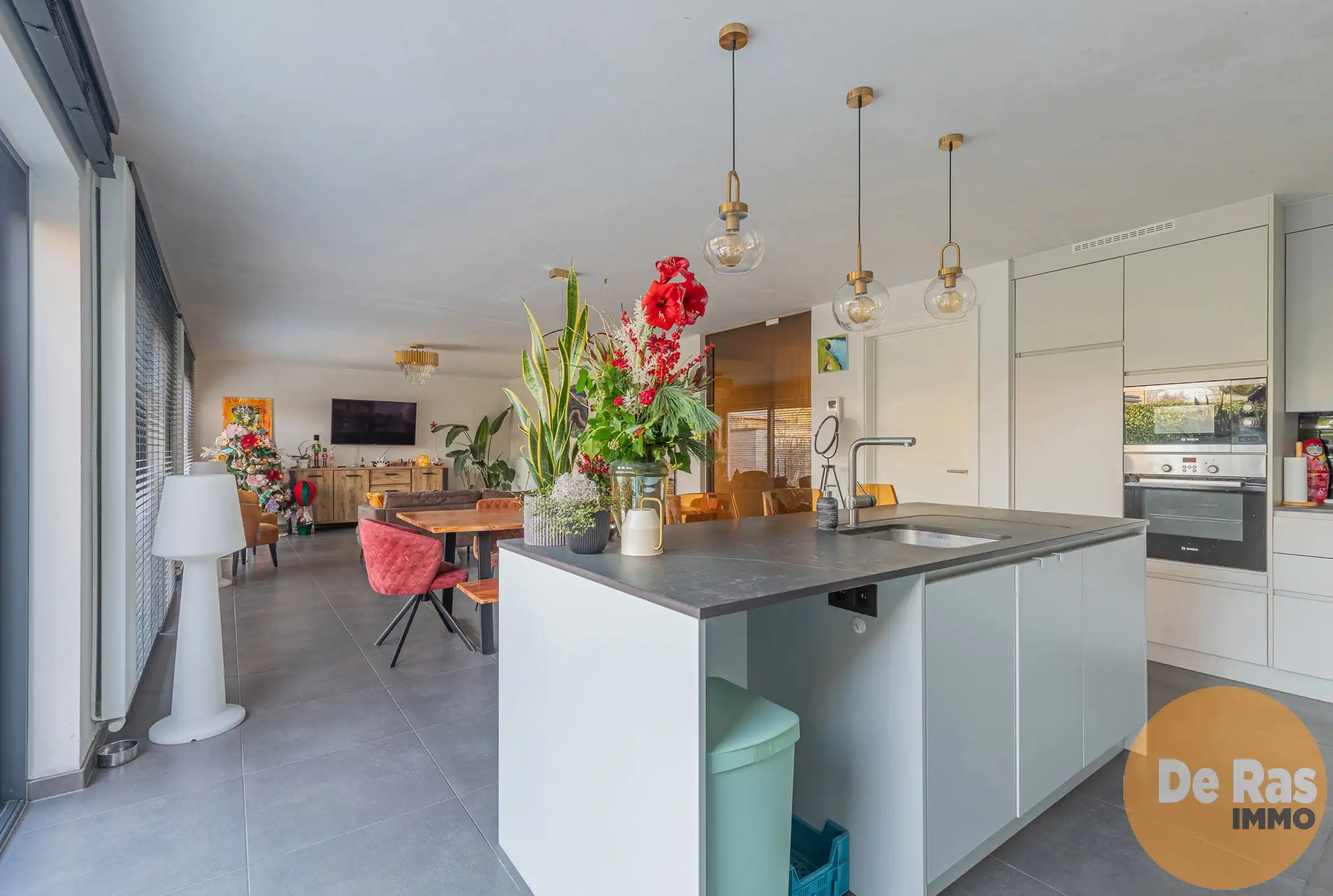 KERKSKEN -  Zeer ruim en luxueus gelijkvloers appartement foto 5