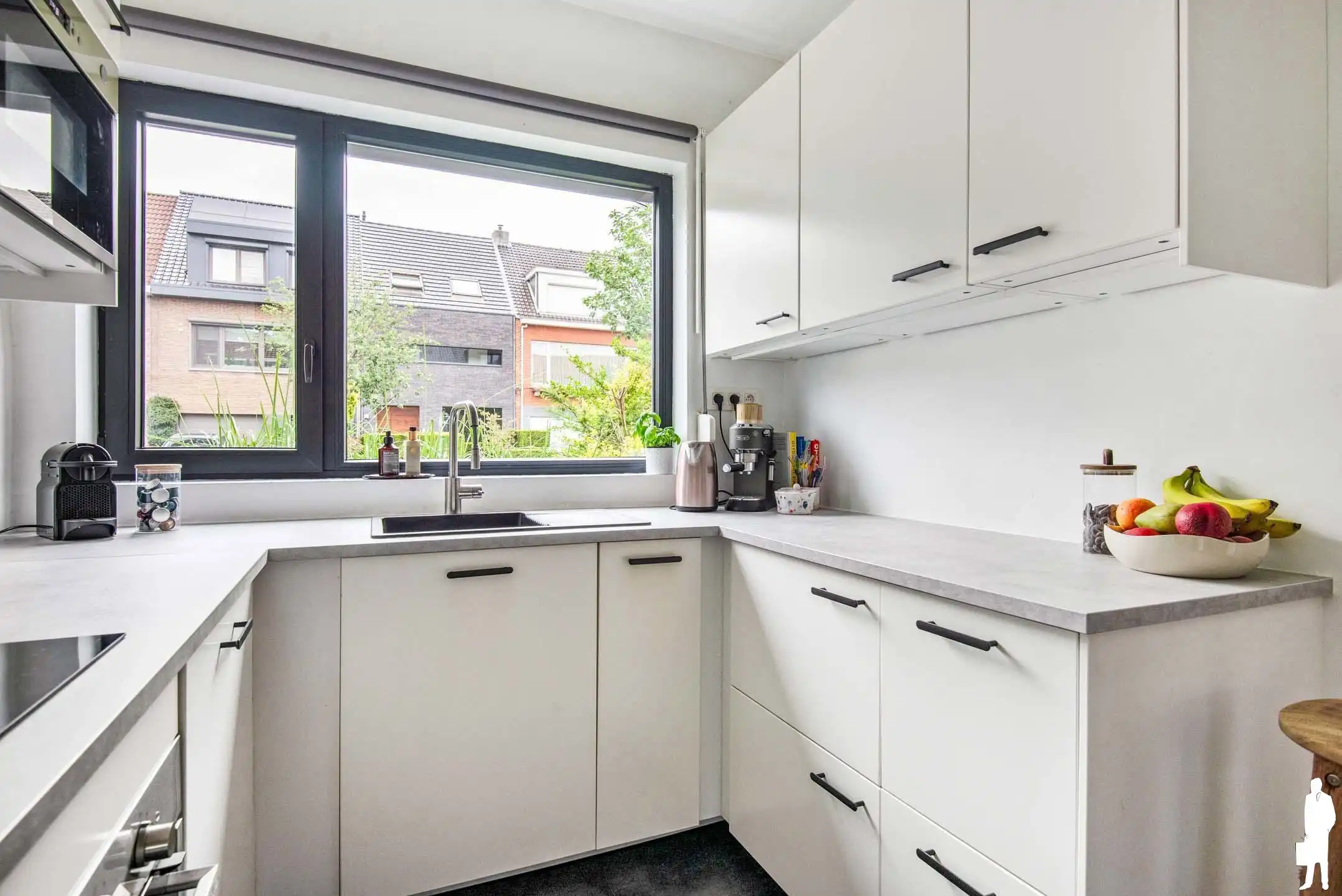Instapklare gezinswoning met 3 slaapkamers en gezellige tuin foto 9