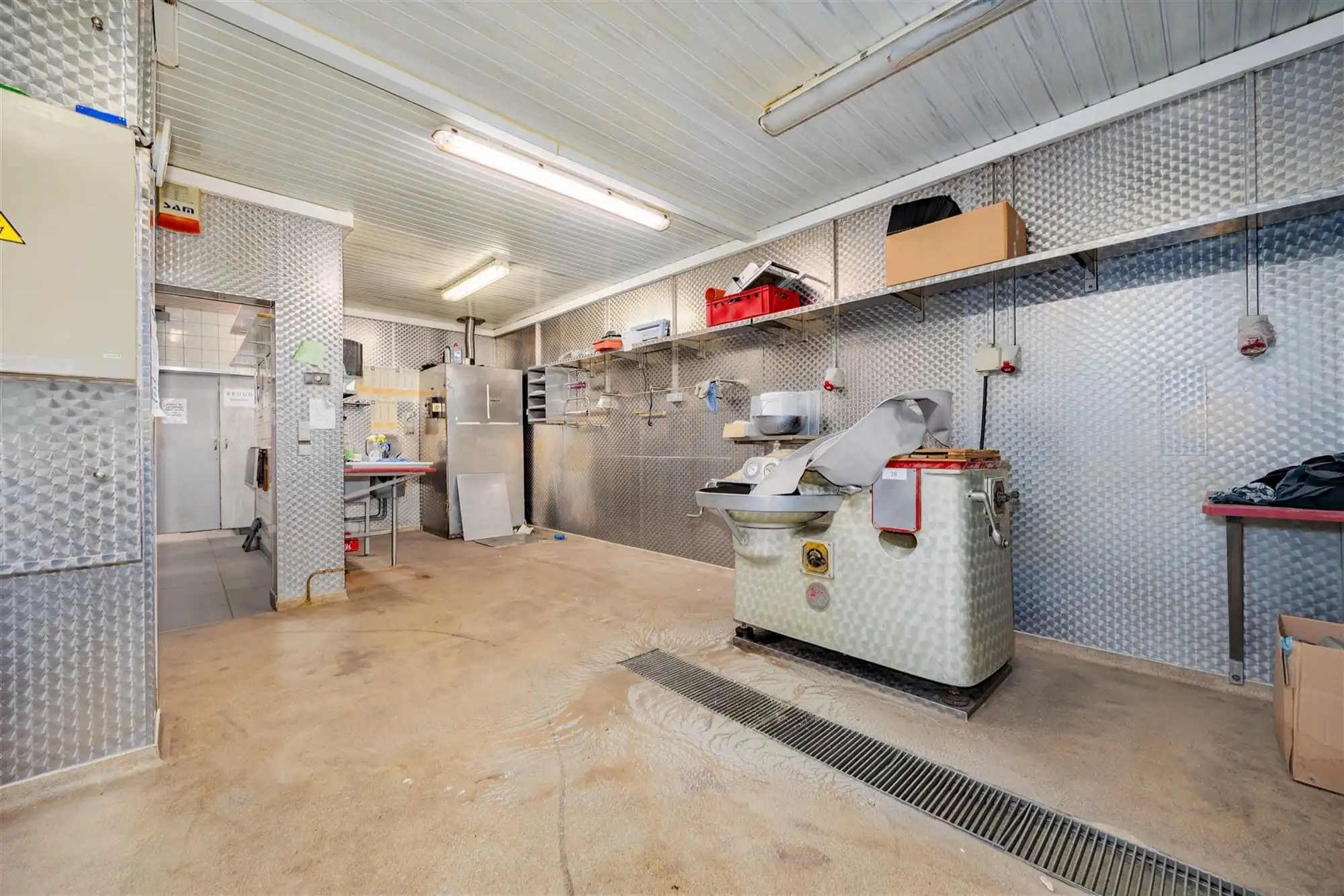 opbrengsteigendom - handelsglvl + 2 appt + optopping mogelijk foto 10