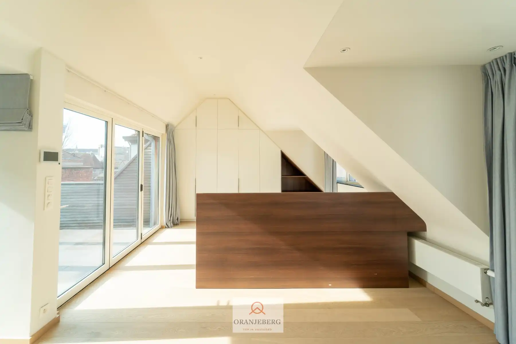 Charmant duplexappartement met terras nabij Sint-Annaplein foto 15