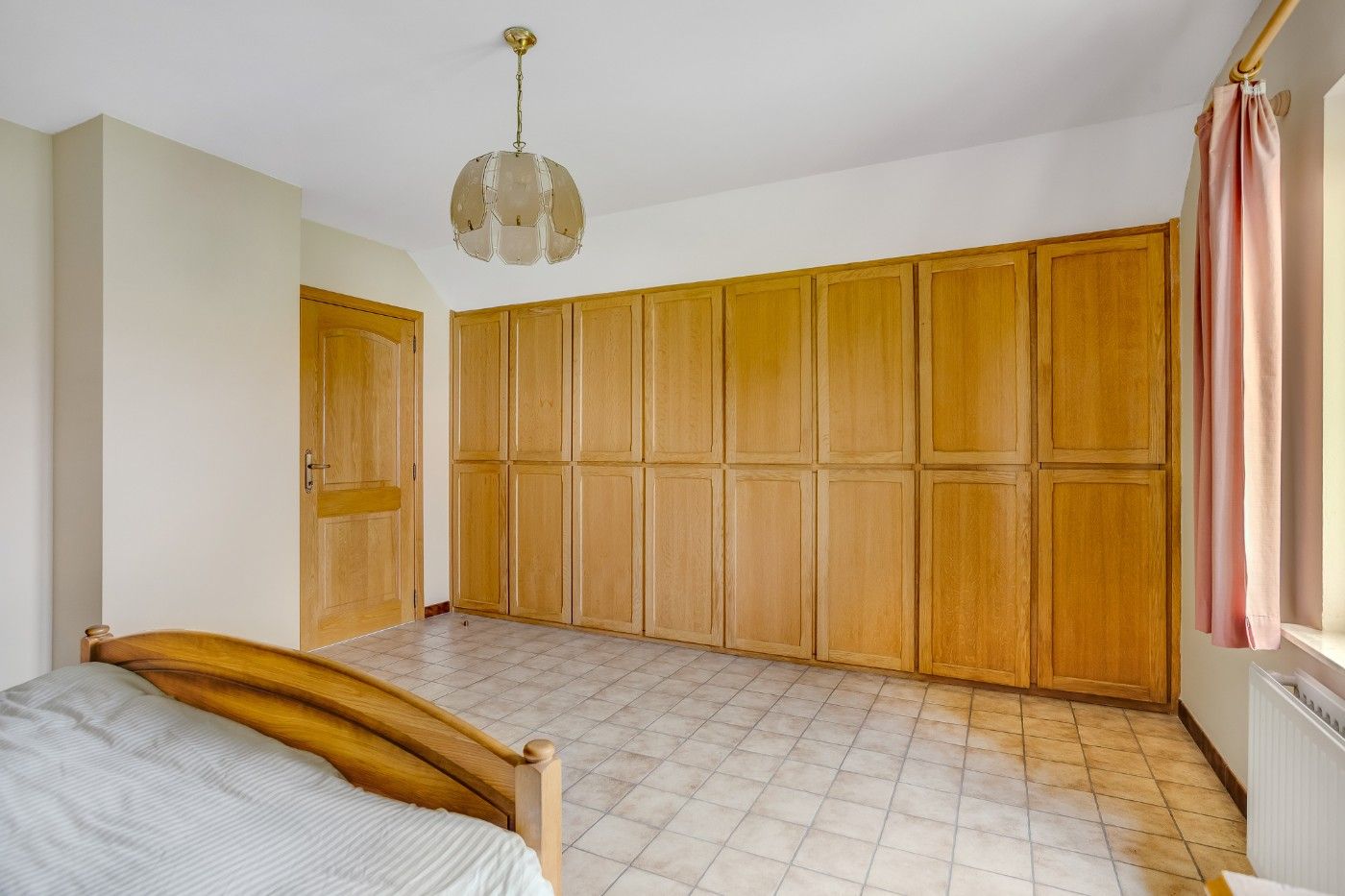 Landelijke, vrijstaande woning met 3 slpk., garage, schuur en zuid-tuin foto 24
