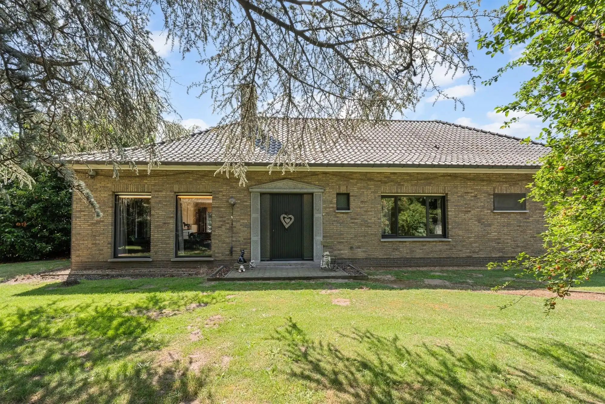 Unieke eigendom van 14.139m² voor paarden- of dierenliefhebbers of wie droomt van ruimte  foto 2