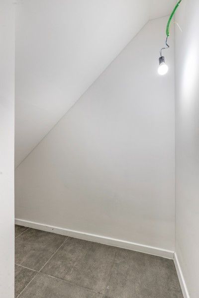 Volledig gerenoveerd, gelijkvloers appartement  met tuin en parkeerplaats TE KOOP in Beveren-Leie! foto 16