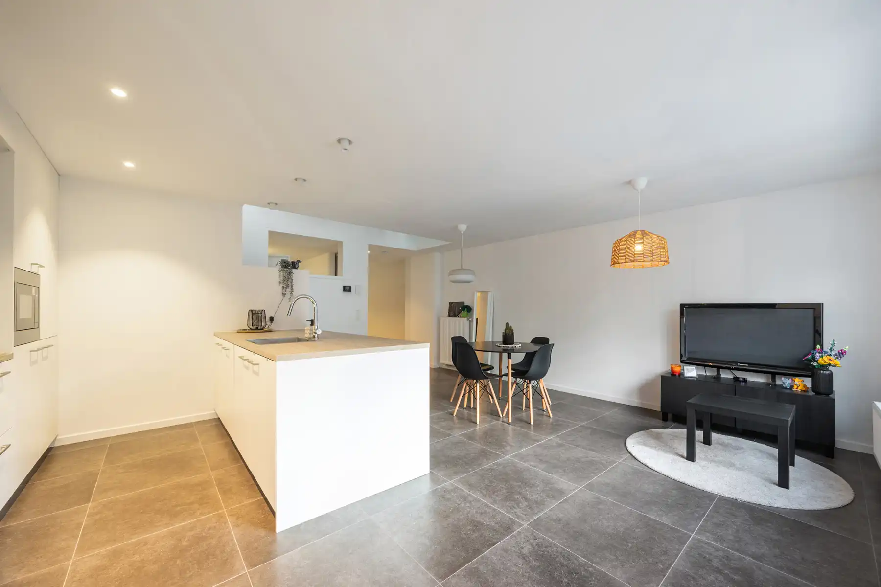 Studio-appartement nabij centrum van Brasschaat! foto 6