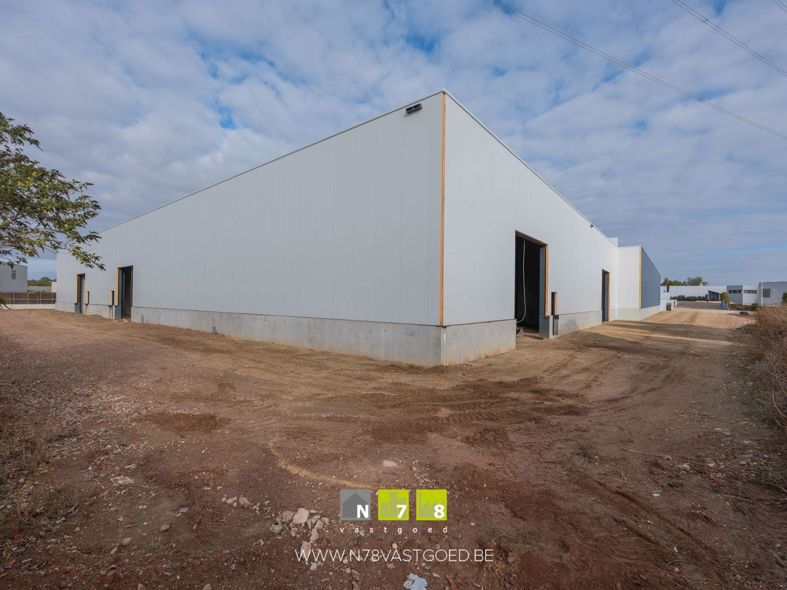 Bedrijfsvastgoed te huur foto {{pictureIndex}}