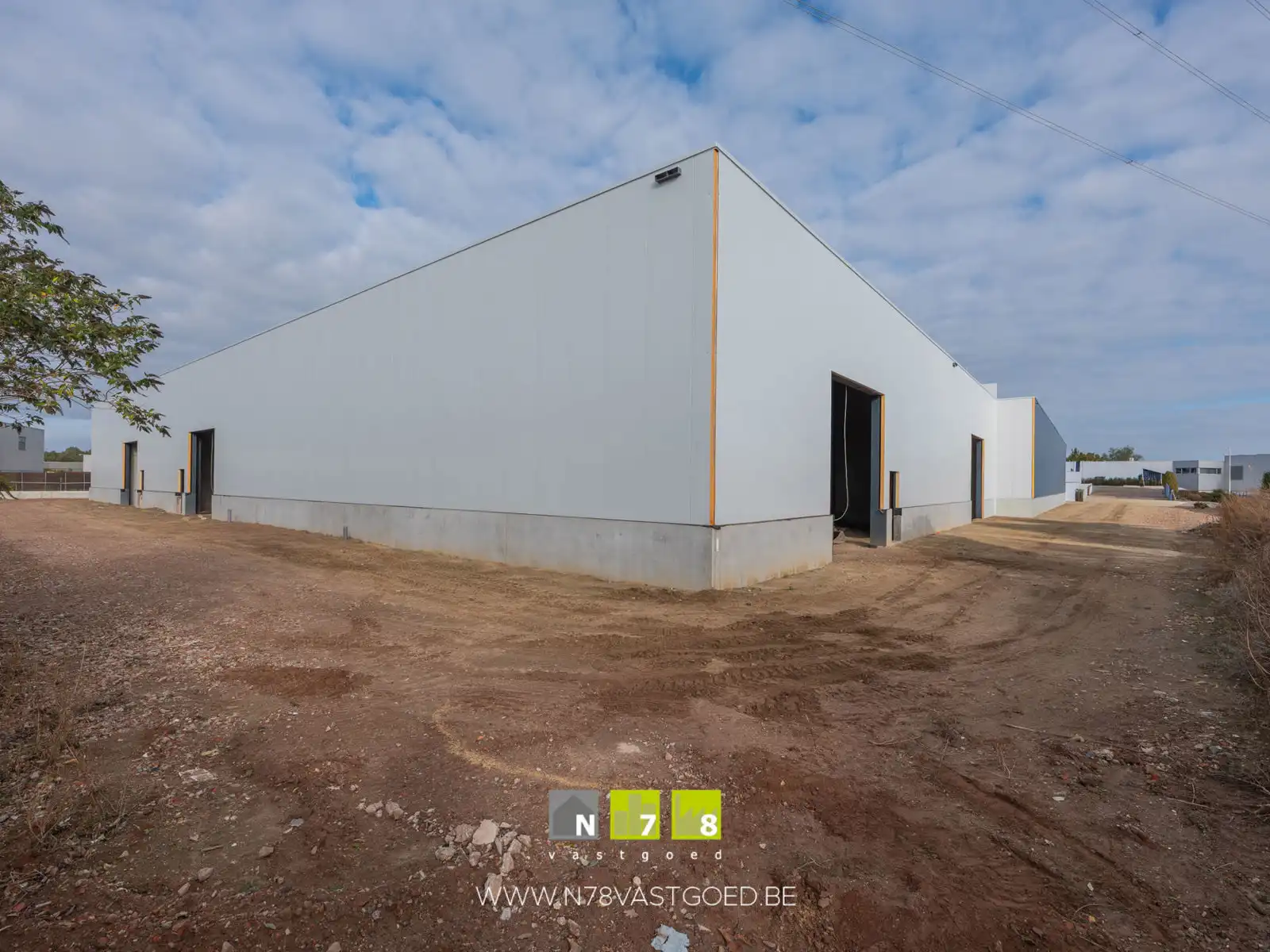 Bedrijfsvastgoed te huur foto {{pictureIndex}}