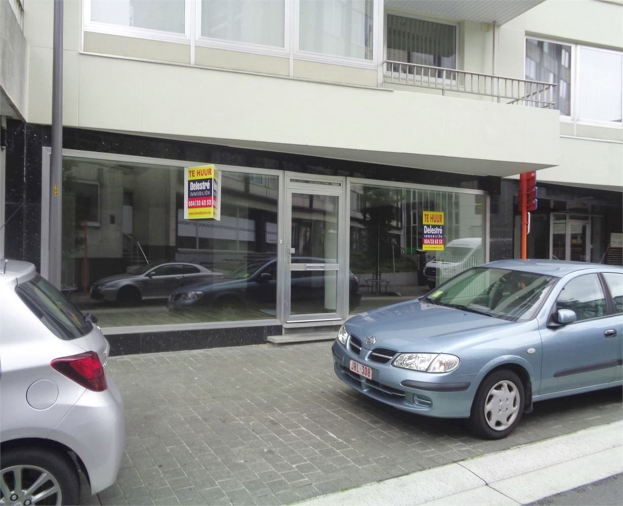 INSTAPKLARE COMMERCIËLE (KANTOOR)RUIMTE foto {{pictureIndex}}