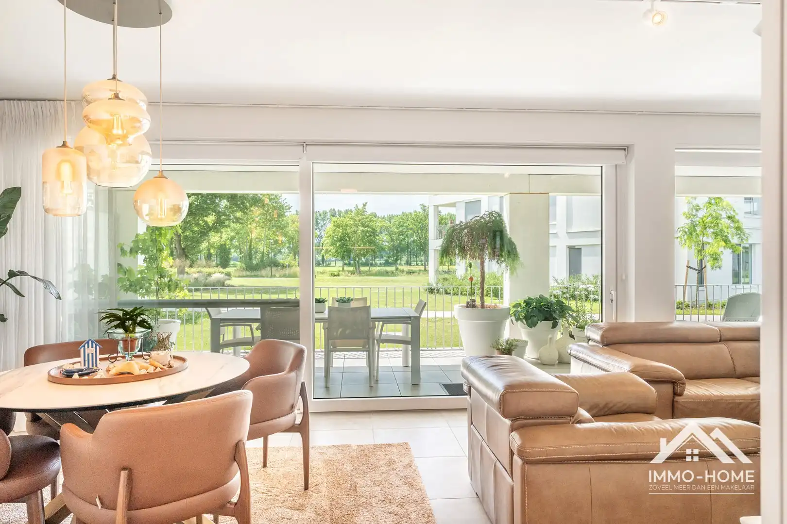Uitzonderlijk appartement met heel ruim terras foto 13