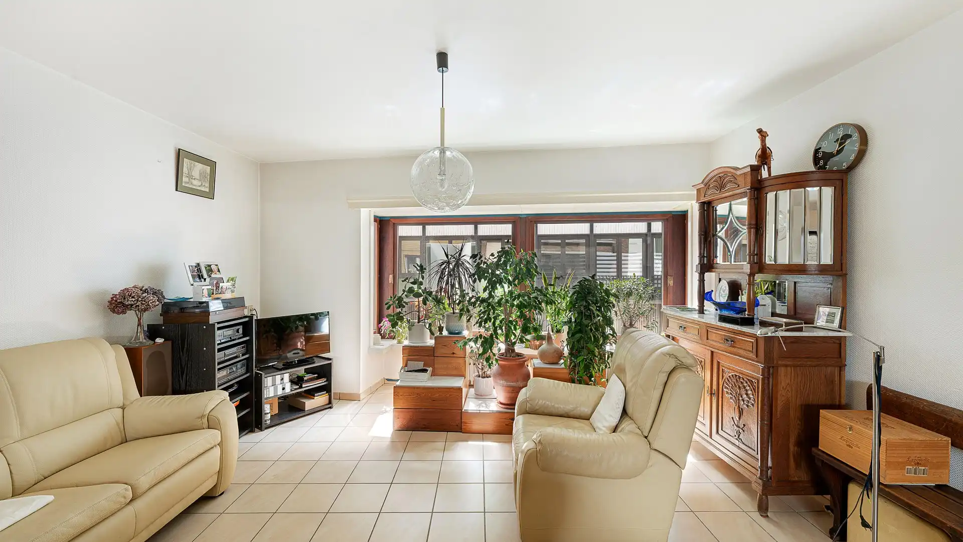 Grote woning met veel potentieel te Heist foto 3