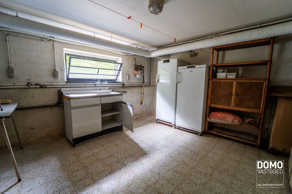 Unieke open bebouwing met 5 slaapkamers en schitterende tuin in Hasselt (Kermt) foto 7