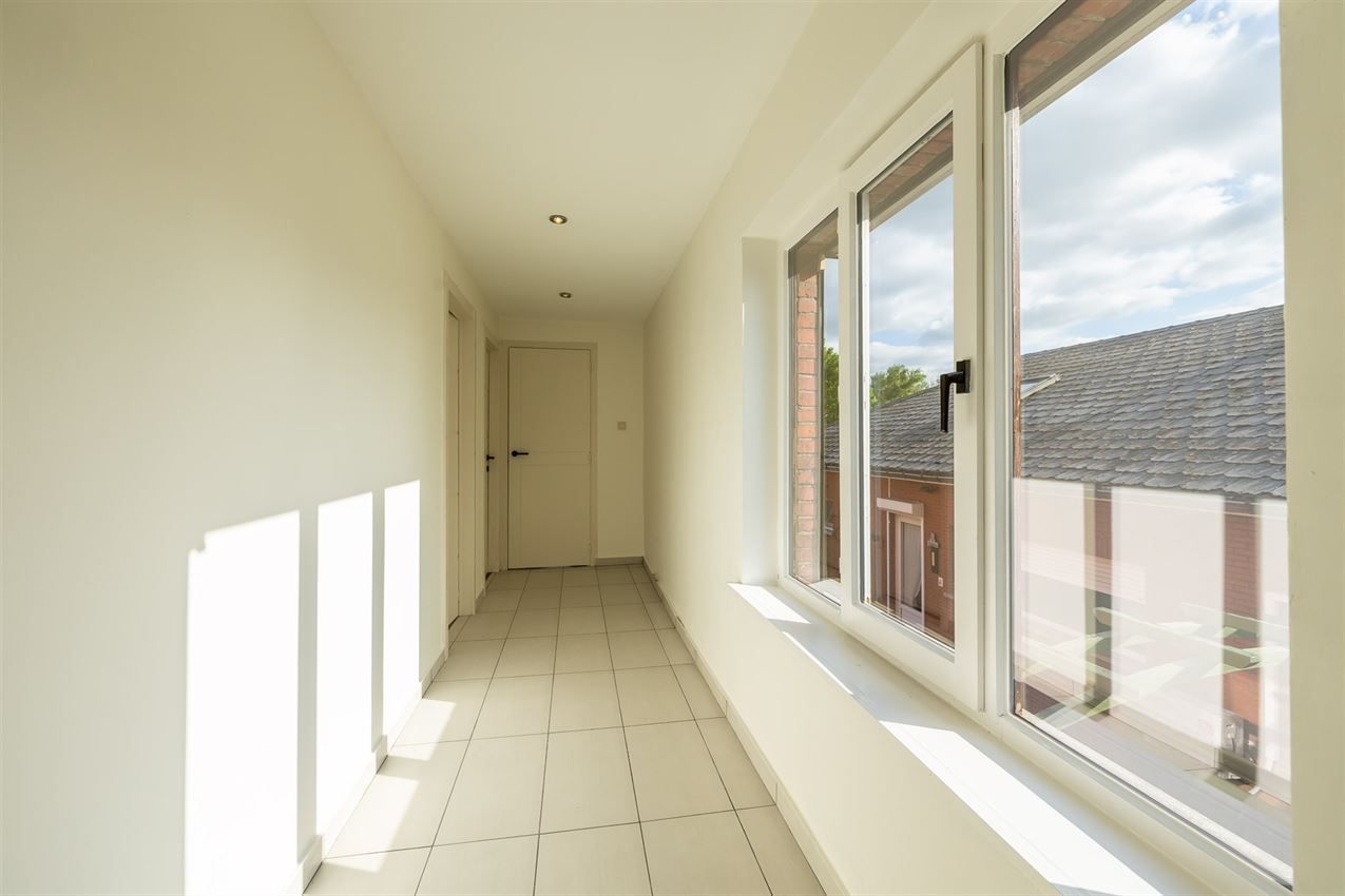 Royale gezinswoning, veel privacy, subliem terras foto 26