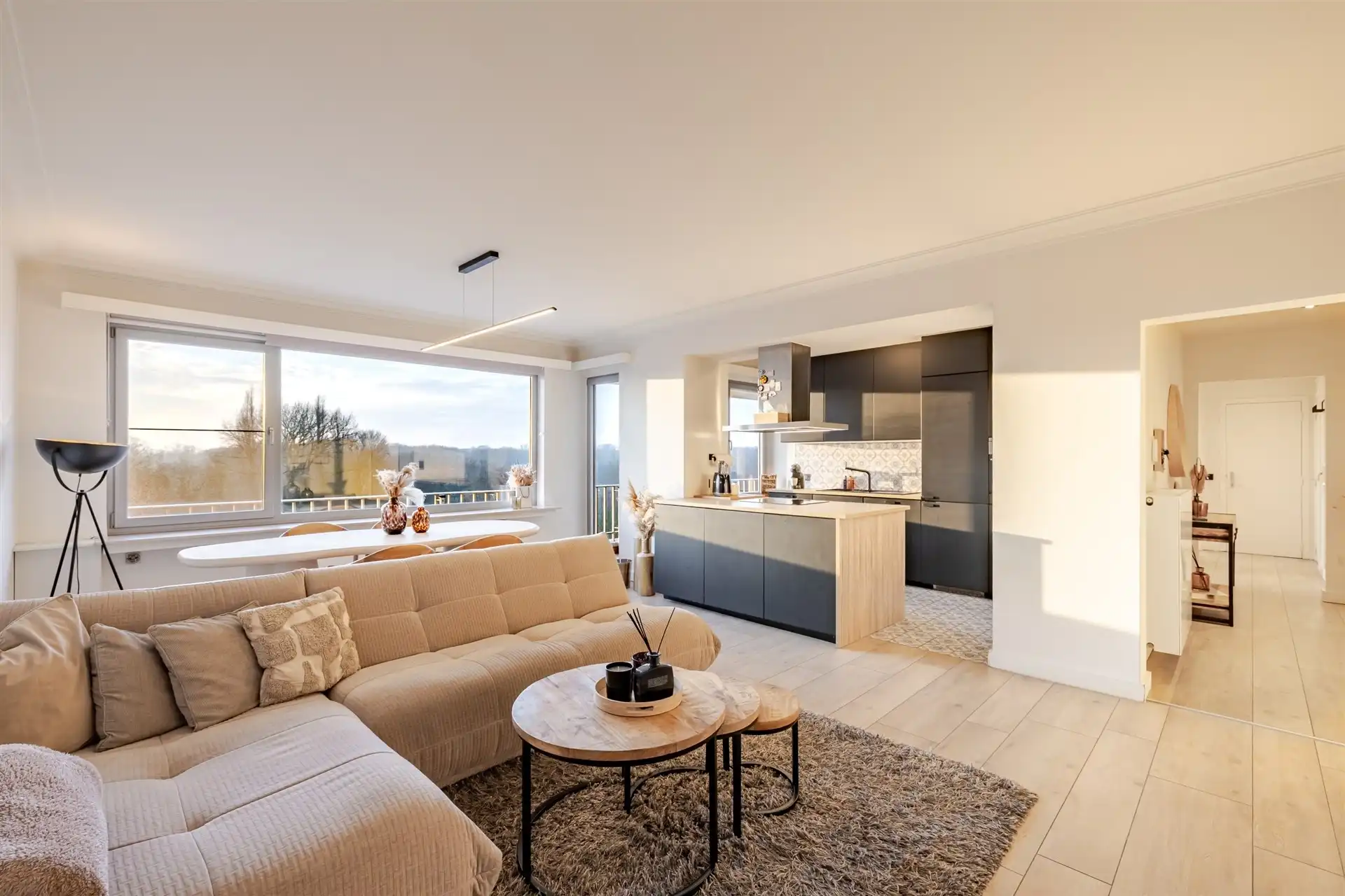 Prachtig appartement met panoramisch zicht op het stadspark van Aalst foto {{pictureIndex}}