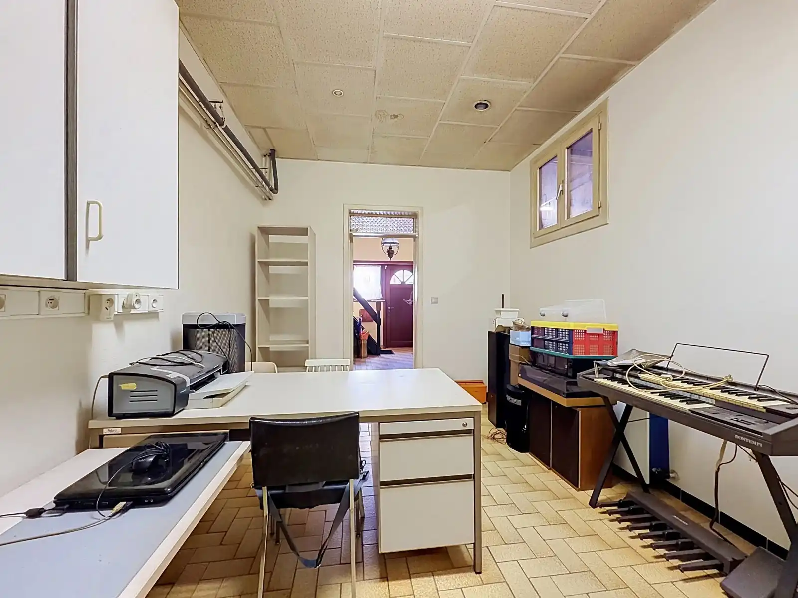 Ruime woning met 2 SLPK, Garage én Werkplaats/Magazijn! foto 15