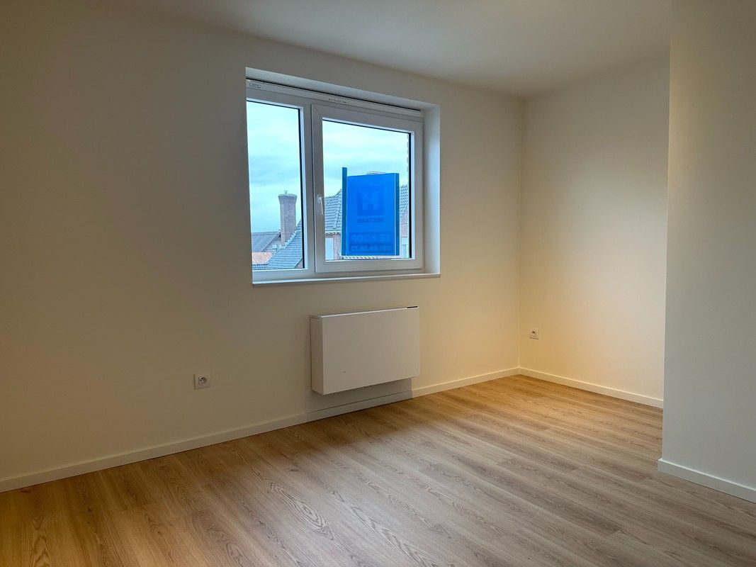 Twee halfopen nieuwbouwwoningen te Erondegem foto 5