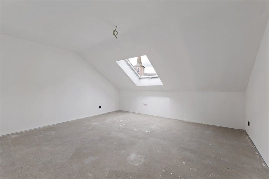 EXCLUSIEF WONEN IN EEN GERESTAUREERDE VIERKANTSHOEVE foto 32