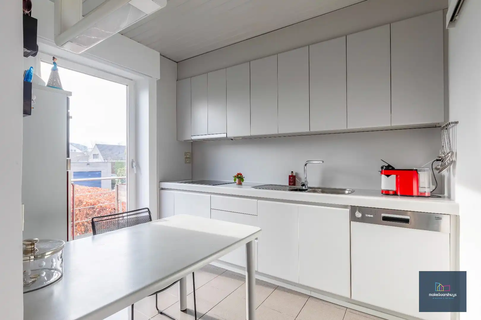 Goed onderhouden woning met lift (regio Planet Group Arena) foto 8