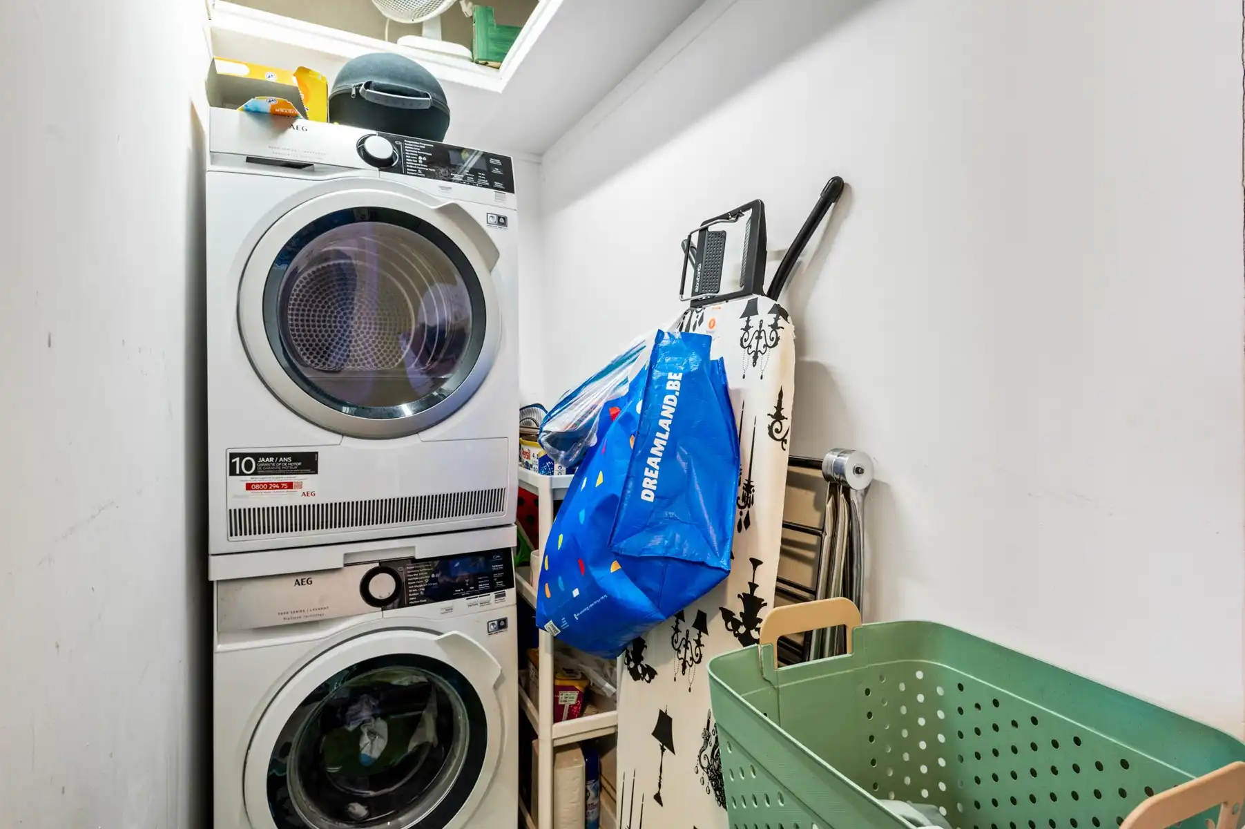 Opbrengsteigendom met garages en appartement foto 14