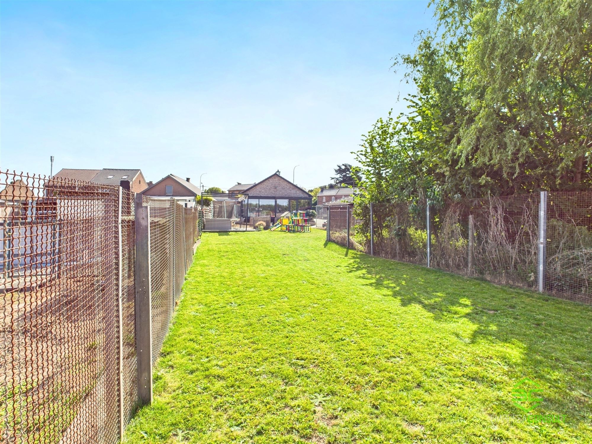 Instapklare gelijkvloerse woning met 3 slpk op 10a 21ca! foto 29