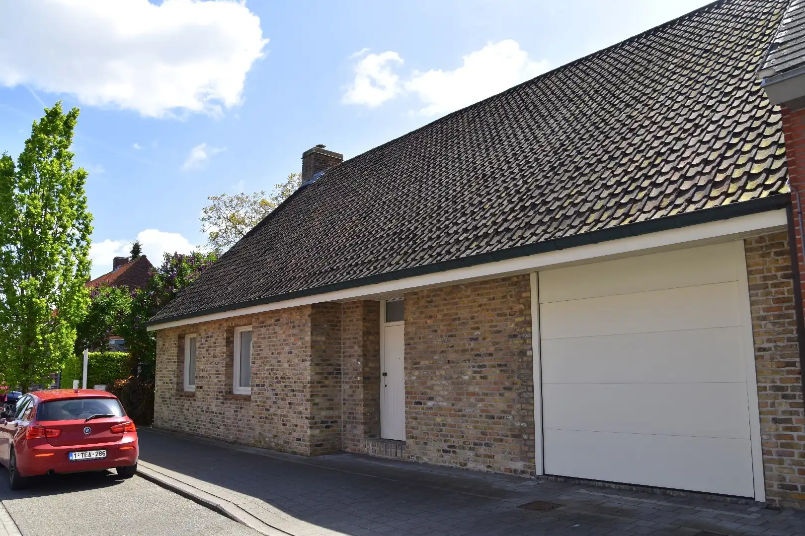 HOB met 4 slaapkamers en garage op zuidgericht perceel te koop in Lendelede foto 25