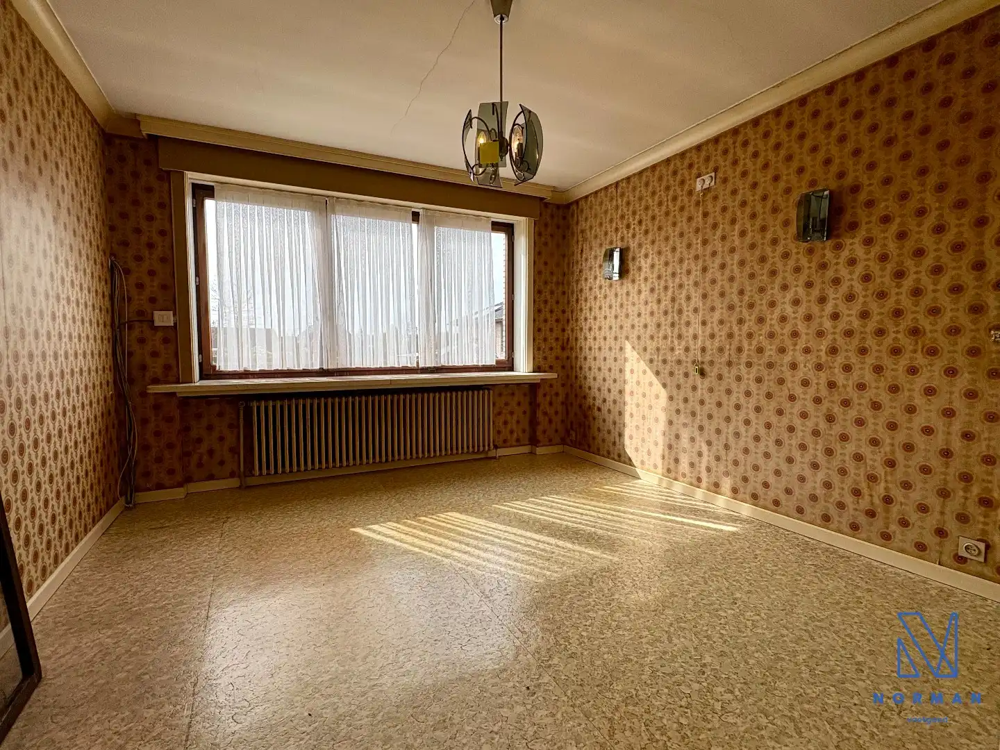 Alleenstaande te renoveren woning in Vichte met veel potentieel! foto 8