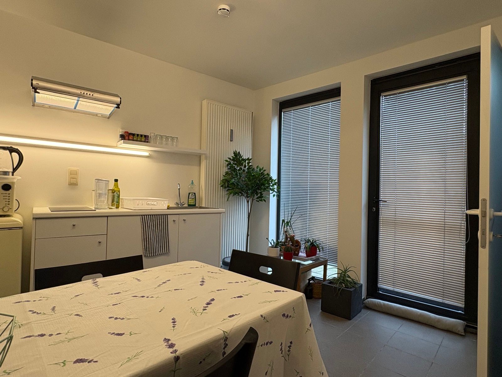 Studentenkamer met eigen keuken en badkamer in Leuven  foto 4