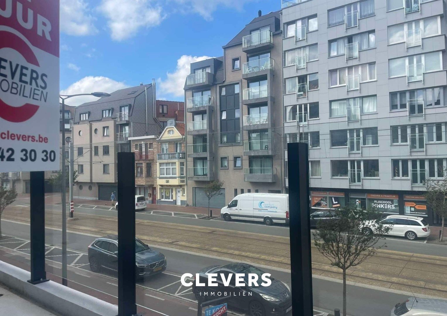   Luxe nieuwbouw 1-slpk app. met industrieel design & terras foto 3