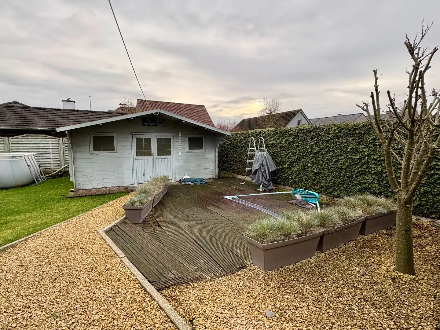 Recentbouw op uiterst rustige ligging met 3 slks, inpandige garage en grote oprit. foto 8