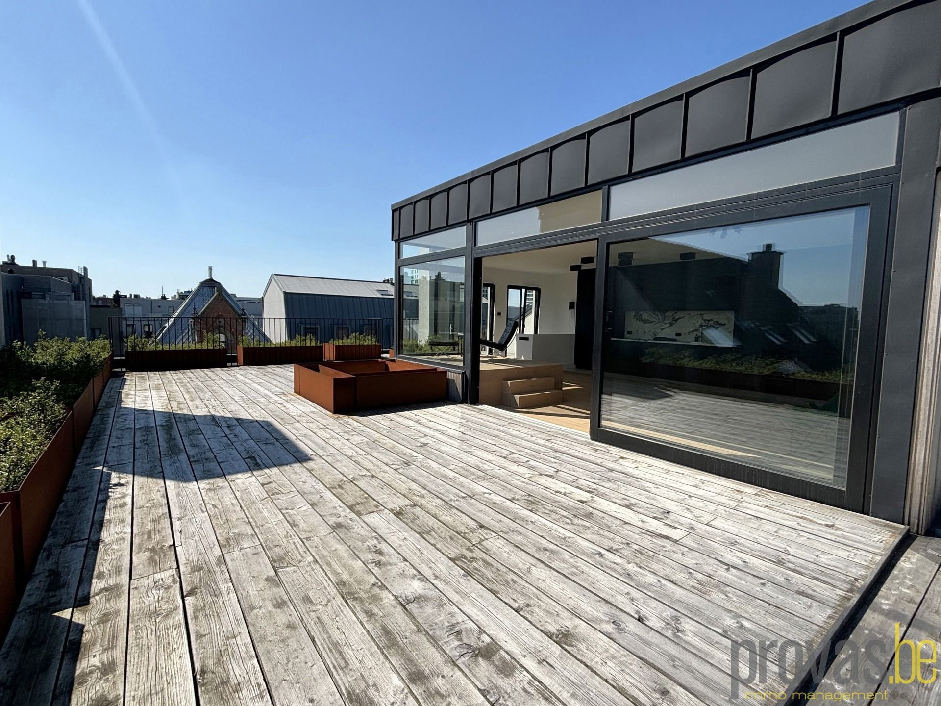 PRACHTIGE PENTHOUSE VAN CA 134 M² MET UNIEK TERRAS CA 102 M² foto 9