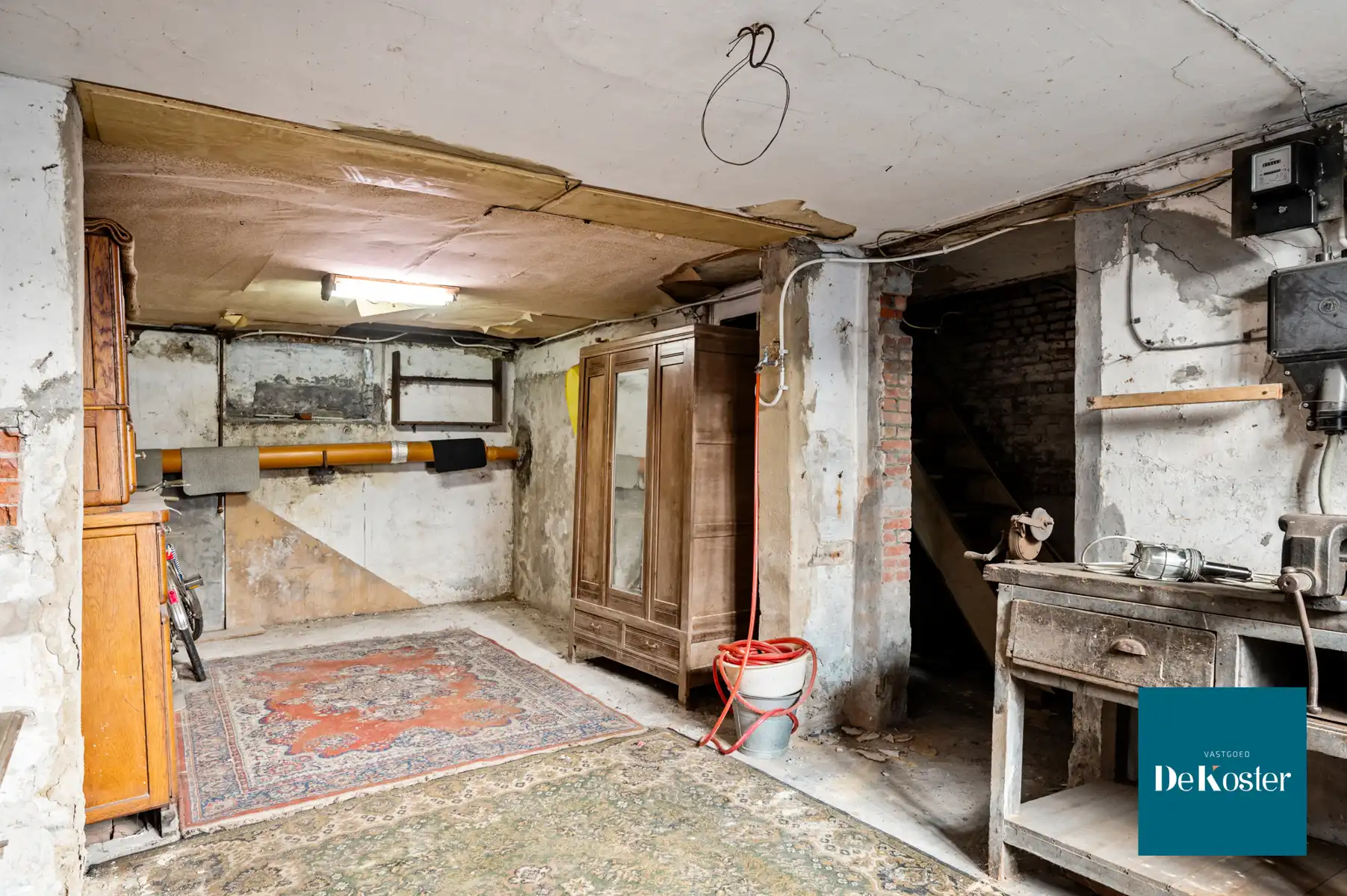 Te renoveren woning met 4 slaapkamers op centrale ligging foto 23