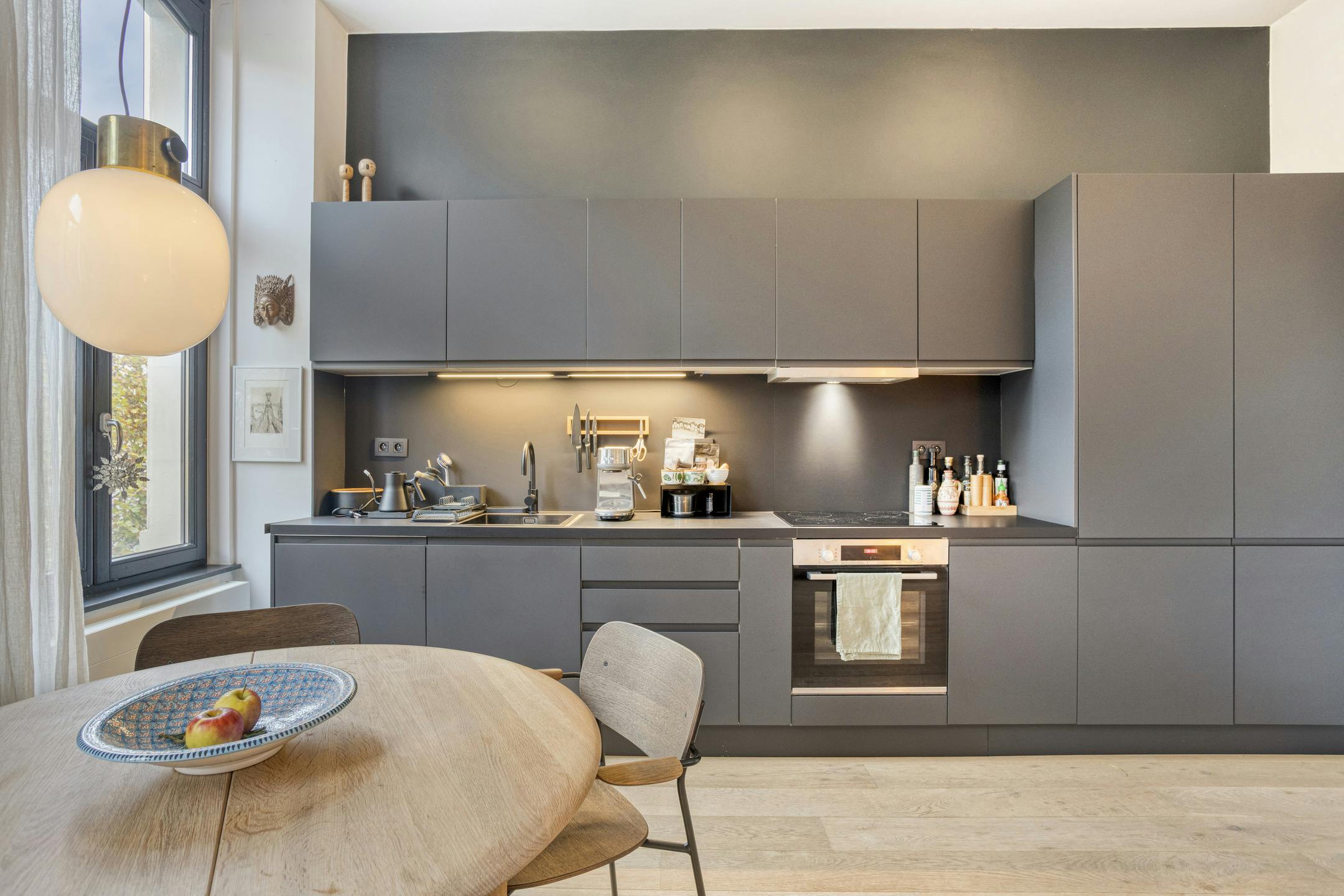 Volledig gerenoveerd appartement in Sint-Gillis foto 6